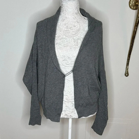 Vince Sweaters - Vince Cashmere Cowlneck Sweater Sz. M